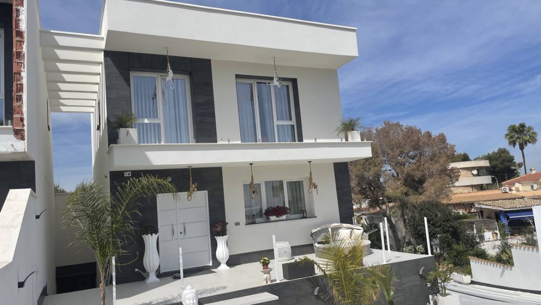 Venta - Chalet - Los Balcones