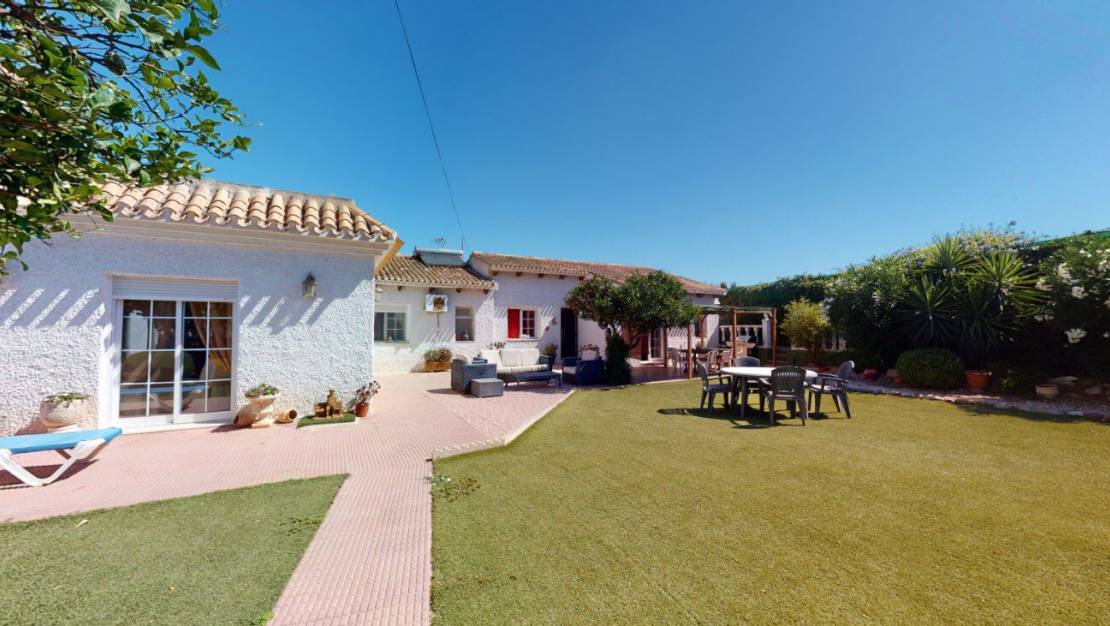 Venta - Chalet - Los Belones