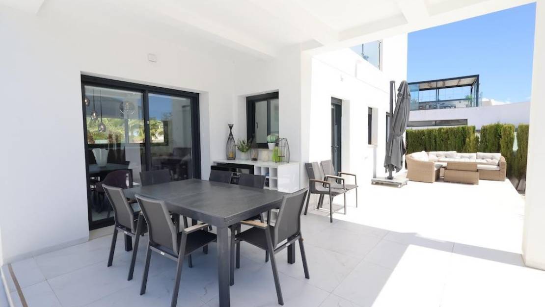 Venta - Chalet - Los Montesinos - La Marquesa