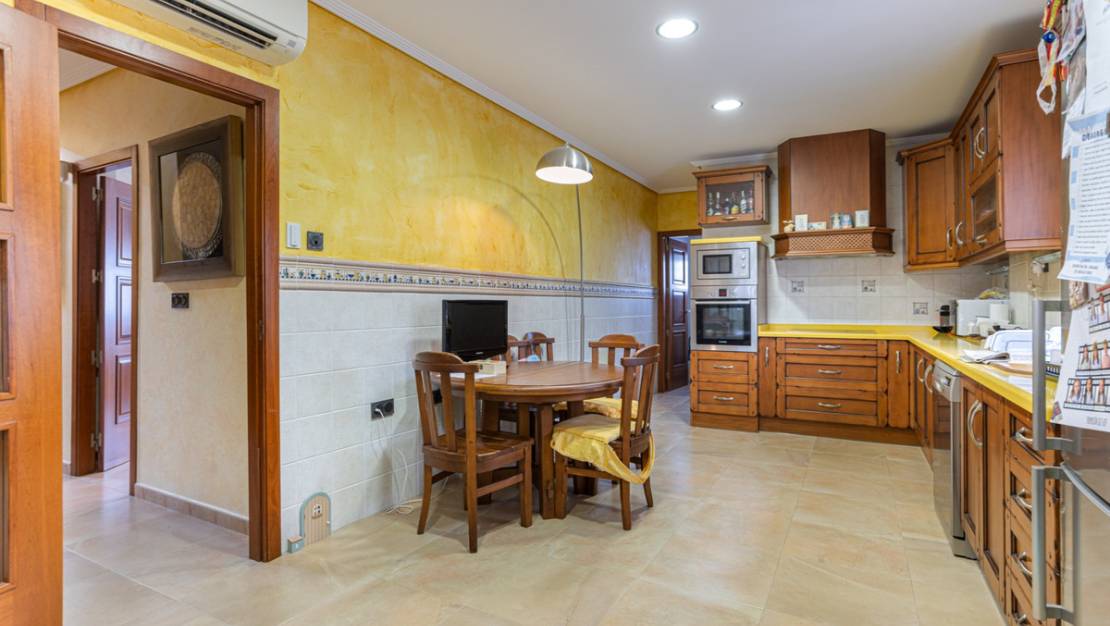 Venta - Chalet - Los Montesinos - Los Montesinos Centro