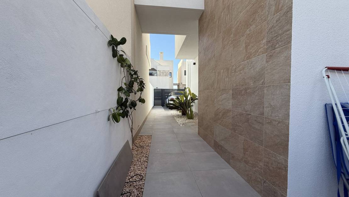 Venta - Chalet - Los Montesinos - Los Montesinos Centro