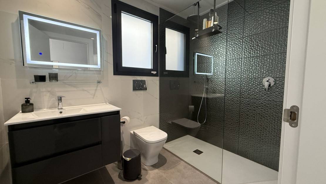 Venta - Chalet - Los Montesinos - Los Montesinos Centro