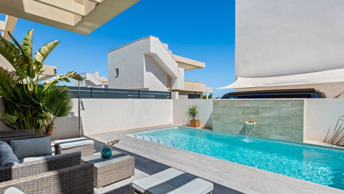 Venta - Chalet - Los Montesinos - Los Montesinos Centro