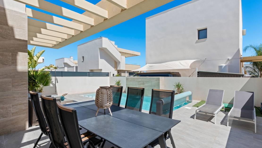 Venta - Chalet - Los Montesinos - Los Montesinos Centro