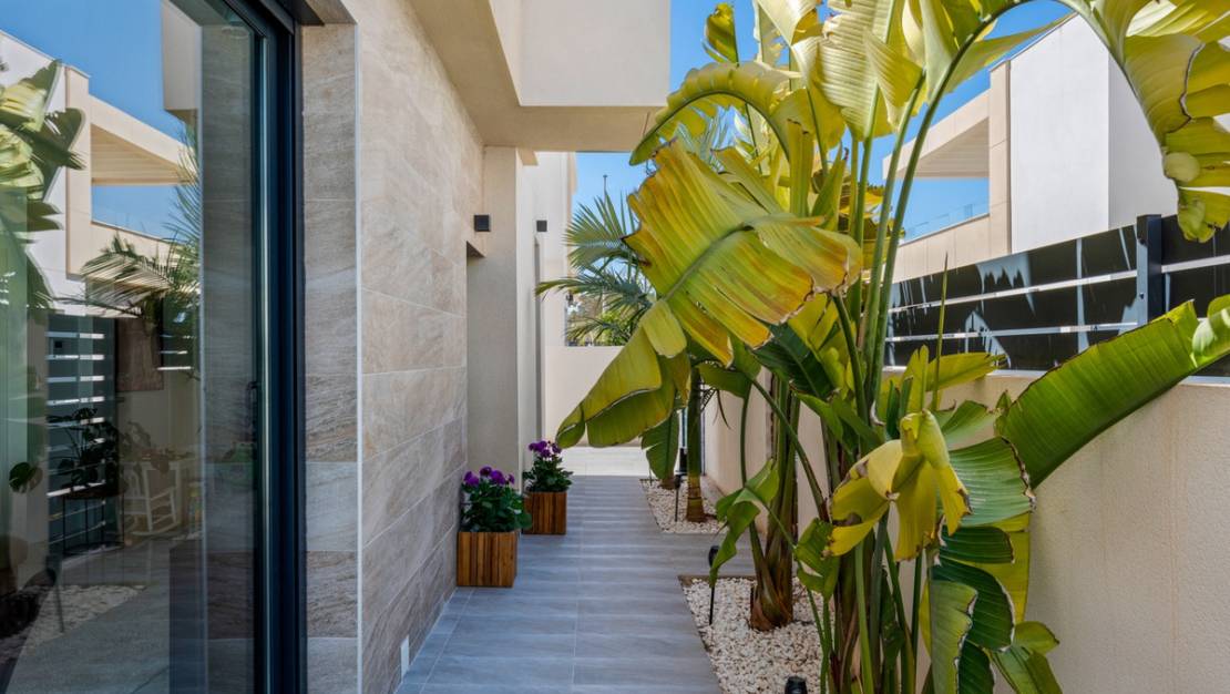 Venta - Chalet - Los Montesinos - Los Montesinos Centro