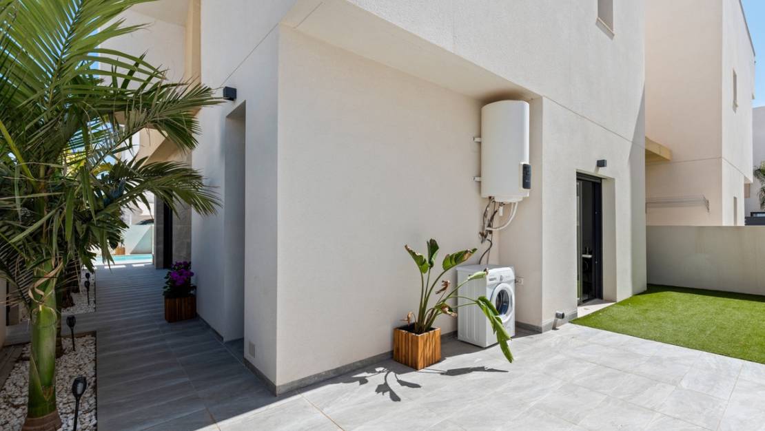 Venta - Chalet - Los Montesinos - Los Montesinos Centro