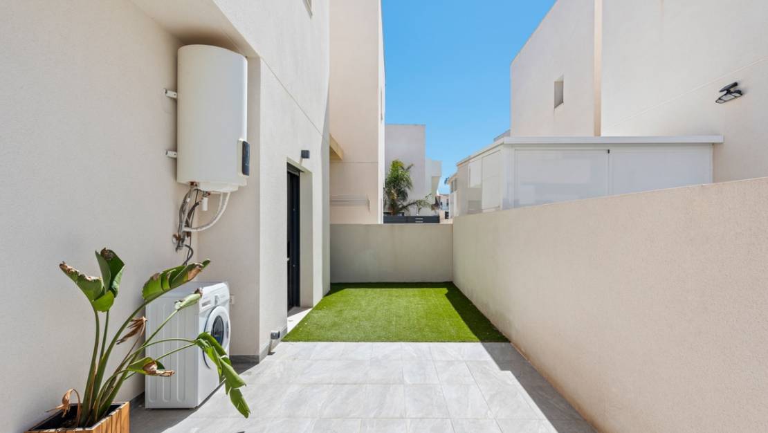 Venta - Chalet - Los Montesinos - Los Montesinos Centro