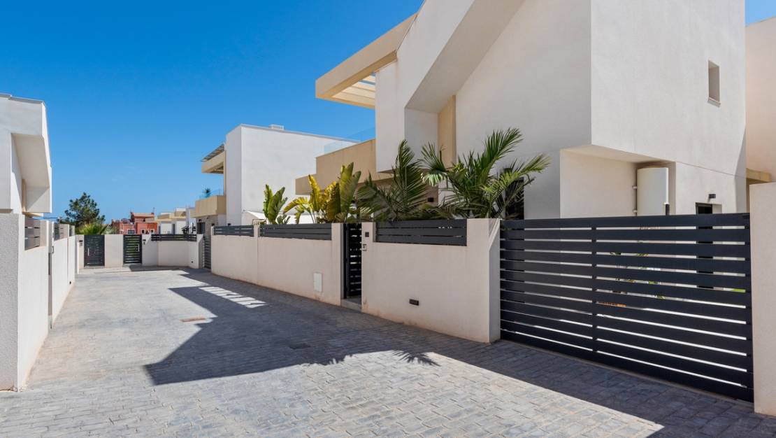 Venta - Chalet - Los Montesinos - Los Montesinos Centro