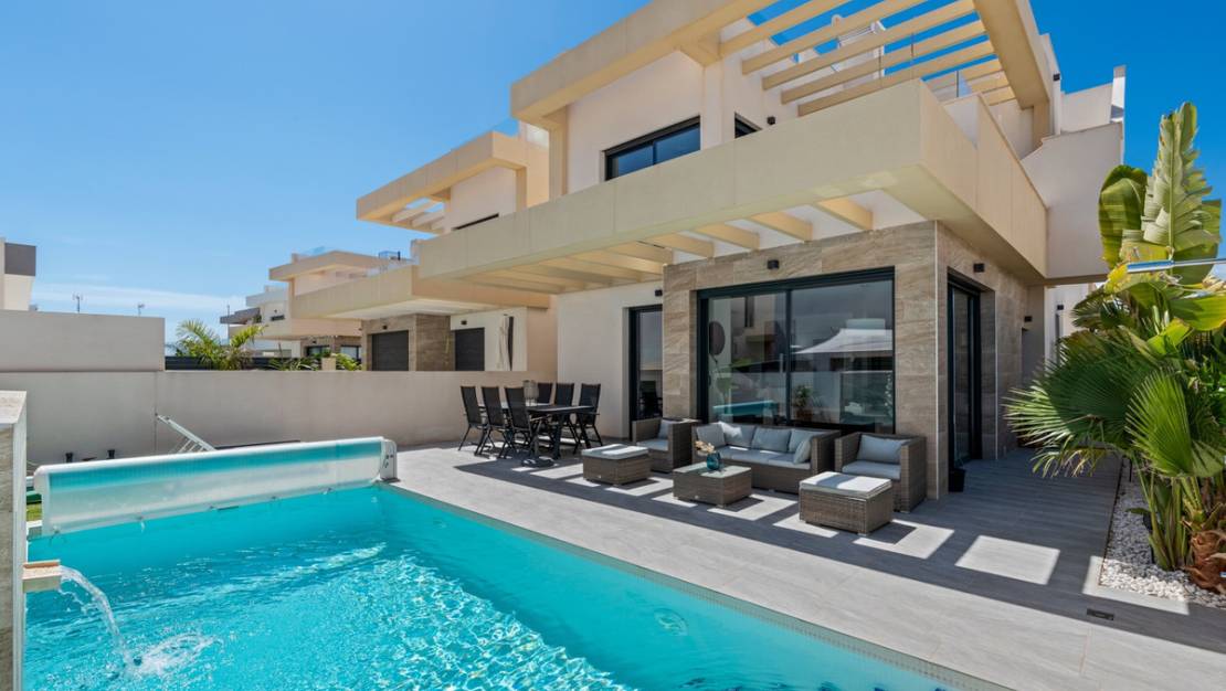 Venta - Chalet - Los Montesinos - Los Montesinos Centro