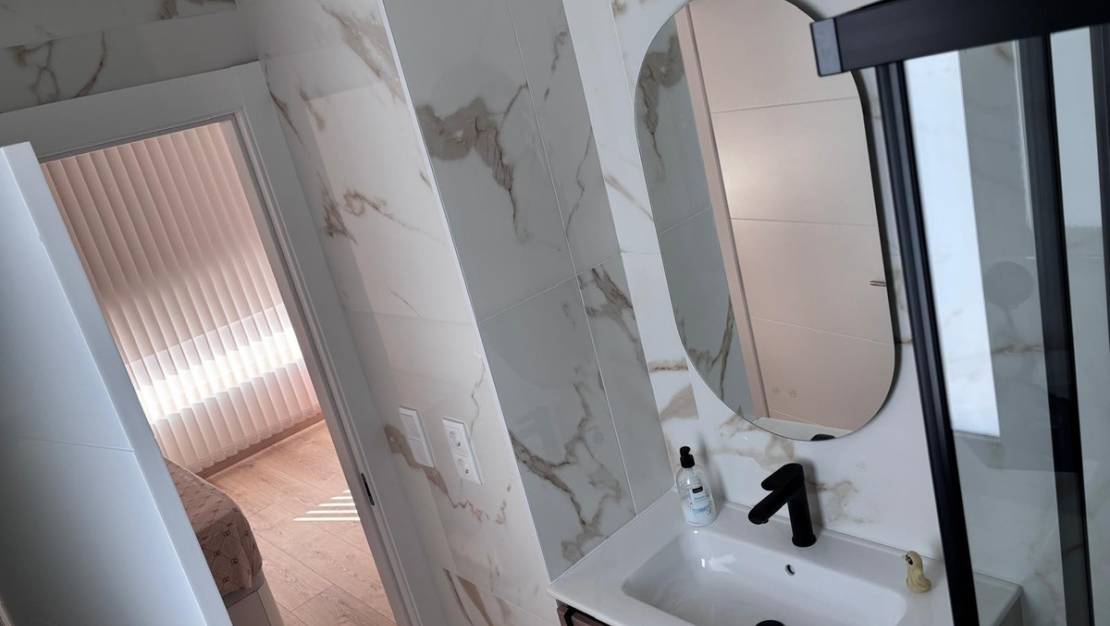 Venta - Chalet - Los Montesinos - Los Montesinos Centro