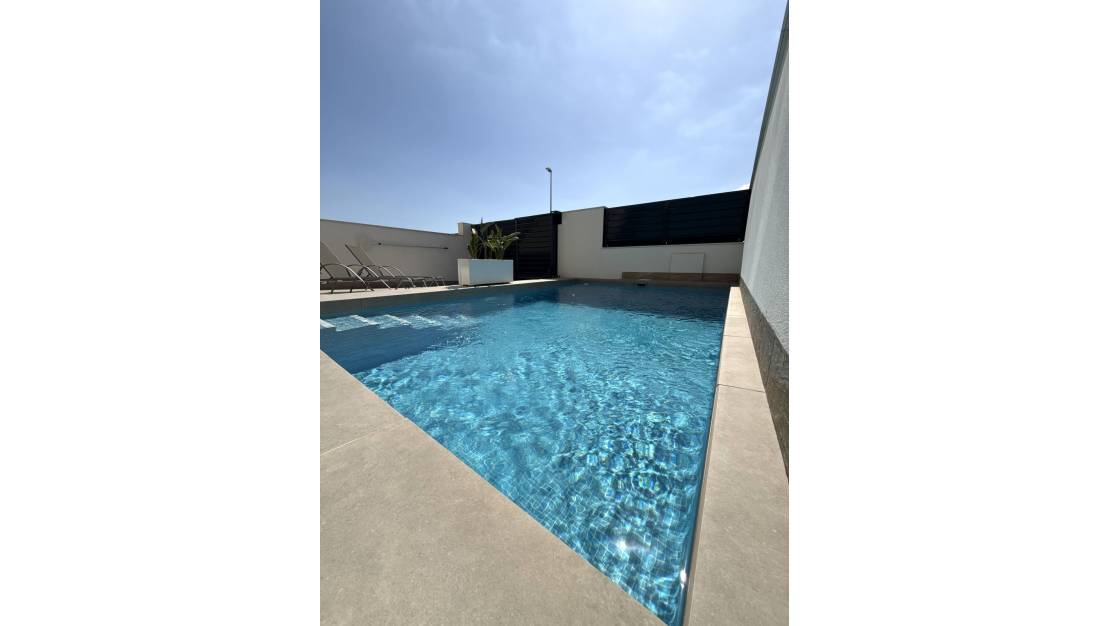 Venta - Chalet - Los Montesinos - Los Montesinos Centro