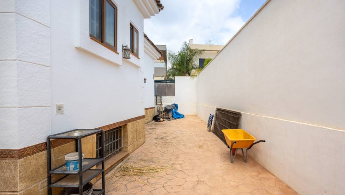 Venta - Chalet - Los Montesinos - Los Montesinos Centro