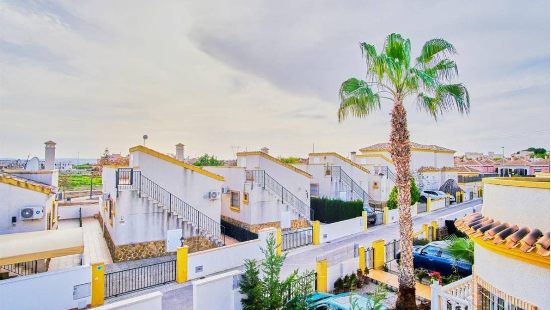 Venta - Chalet - Los Montesinos - Los Montesinos Centro