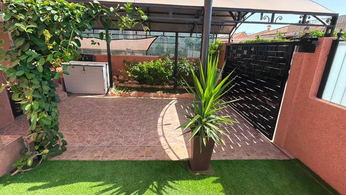 Venta - Chalet - Los Montesinos - Los Montesinos Centro