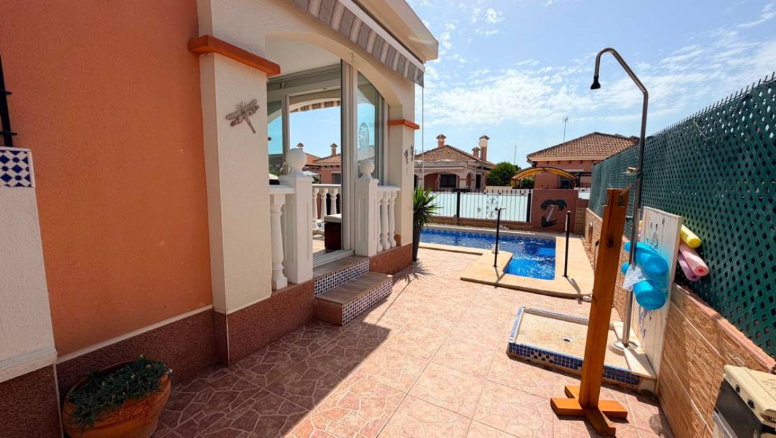 Venta - Chalet - Los Montesinos - Los Montesinos Centro
