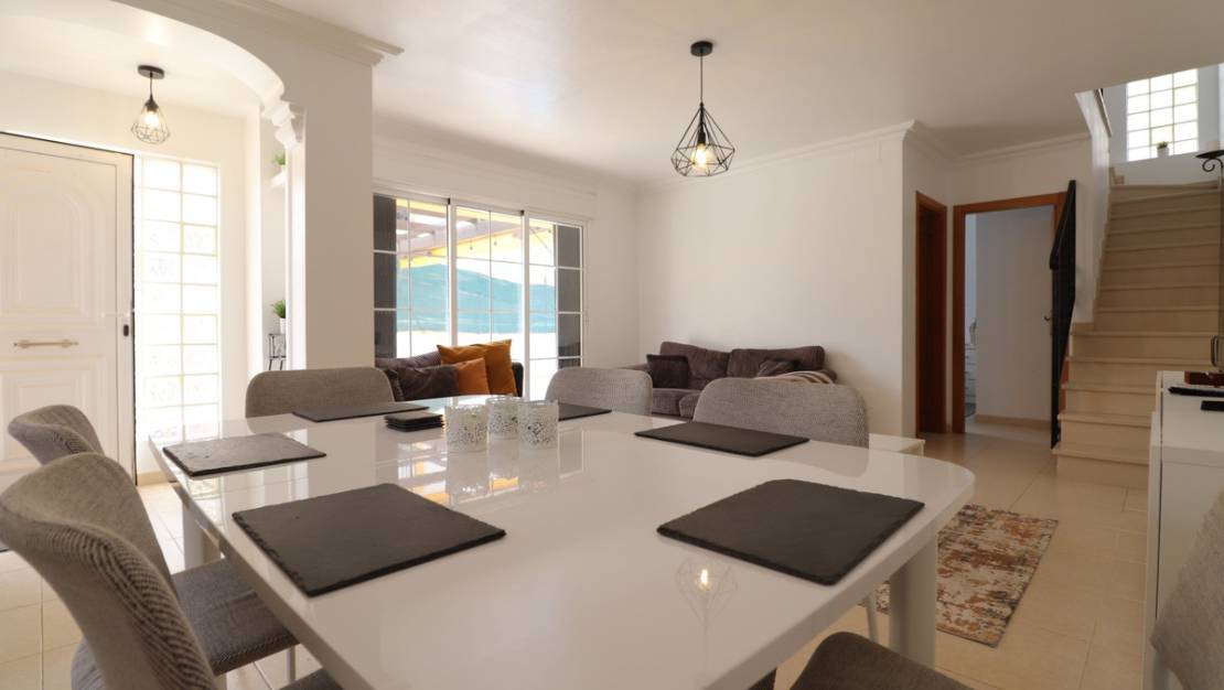 Venta - Chalet - Los Montesinos - Los Montesinos Centro