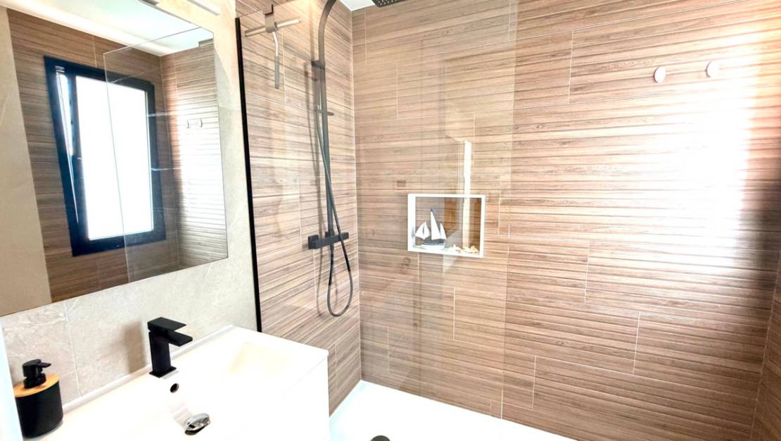 Venta - Chalet - Los Montesinos - Los Montesinos Centro
