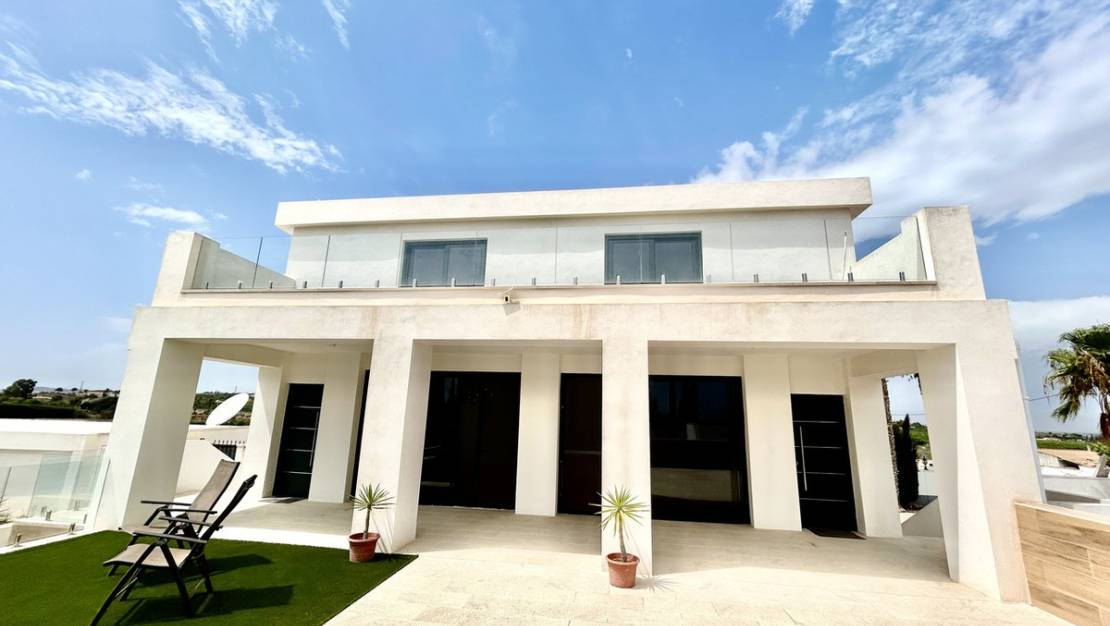 Venta - Chalet - Los Montesinos - Los Montesinos Centro