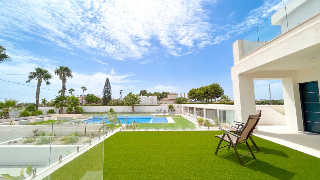 Venta - Chalet - Los Montesinos - Los Montesinos Centro