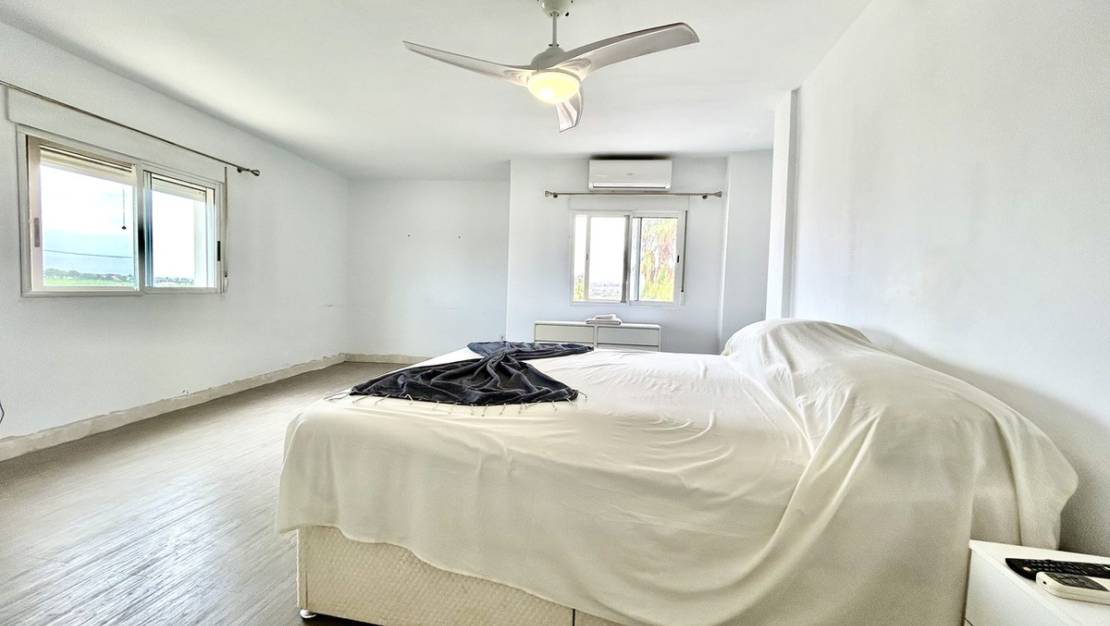 Venta - Chalet - Los Montesinos - Los Montesinos Centro