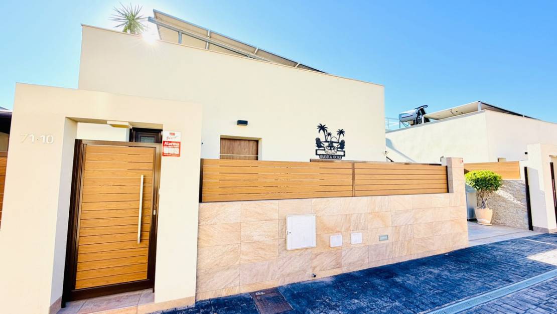 Venta - Chalet - Los Montesinos - Los Montesinos Centro