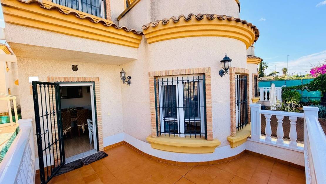 Venta - Chalet - Los Montesinos - Los Montesinos Centro