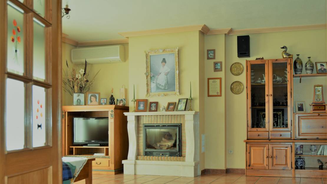 Venta - Chalet - Los Montesinos
