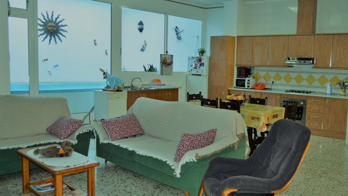 Venta - Chalet - Los Montesinos
