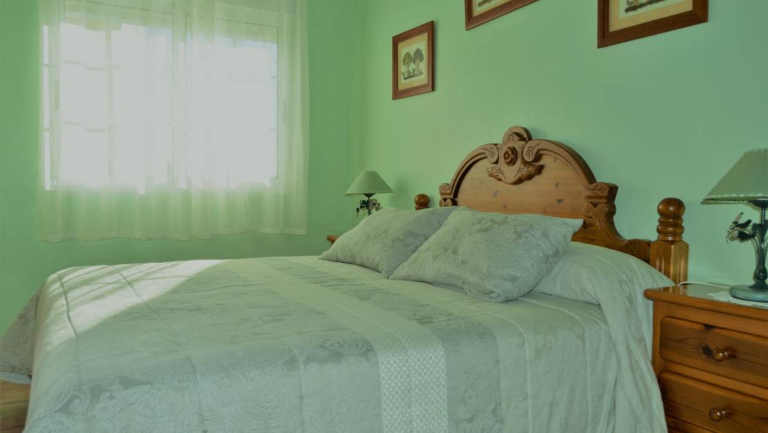 Venta - Chalet - Los Montesinos