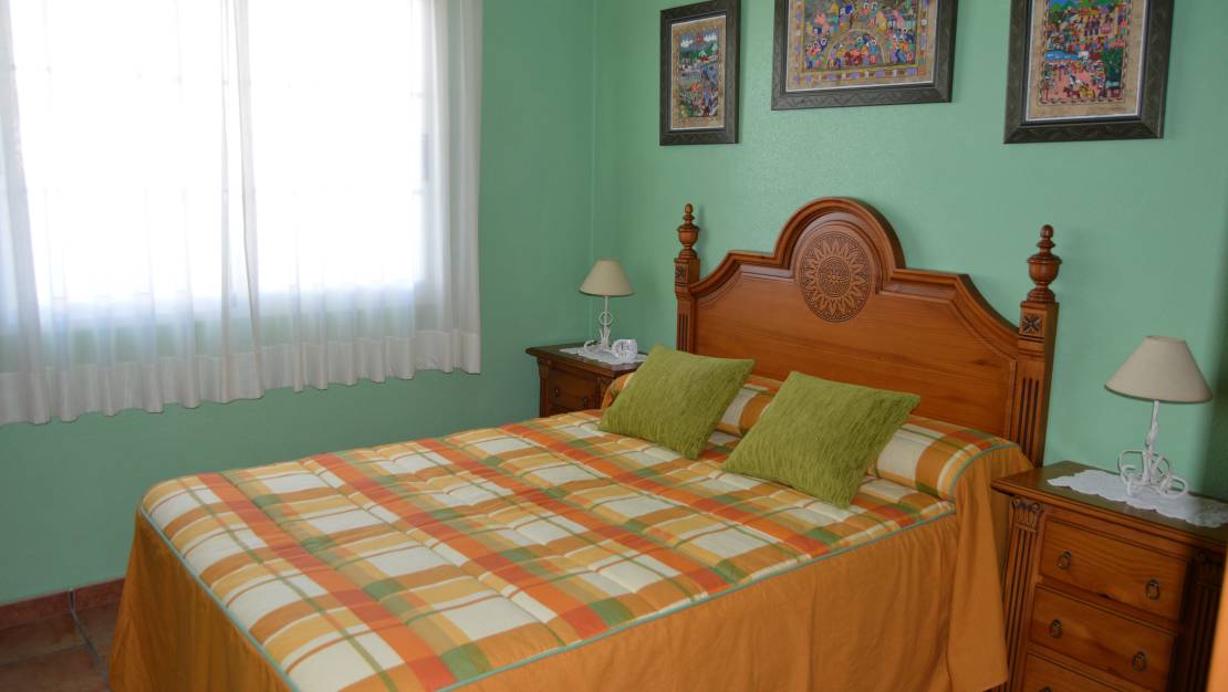 Venta - Chalet - Los Montesinos