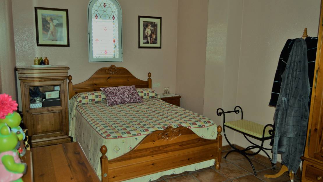 Venta - Chalet - Los Montesinos