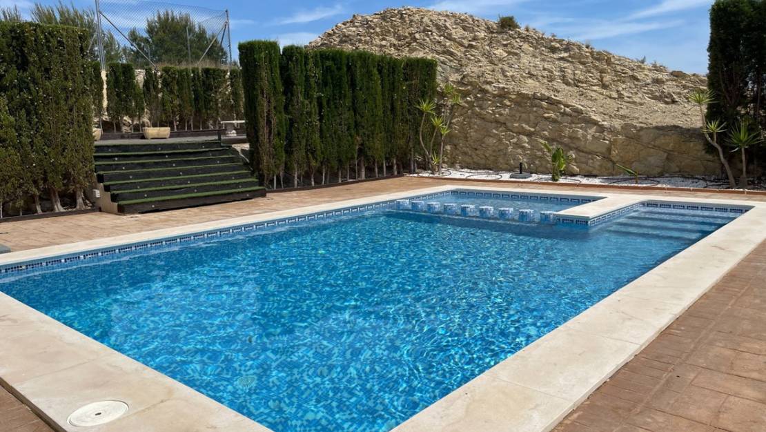 Venta - Chalet - Monforte del Cid - Monforte del Cid Centro