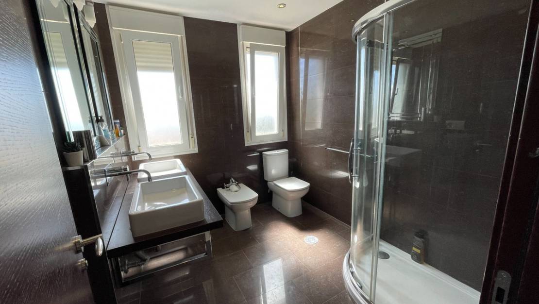 Venta - Chalet - Monforte del Cid - Monforte del Cid Centro