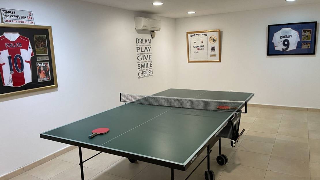 Venta - Chalet - Monforte del Cid - Monforte del Cid Centro