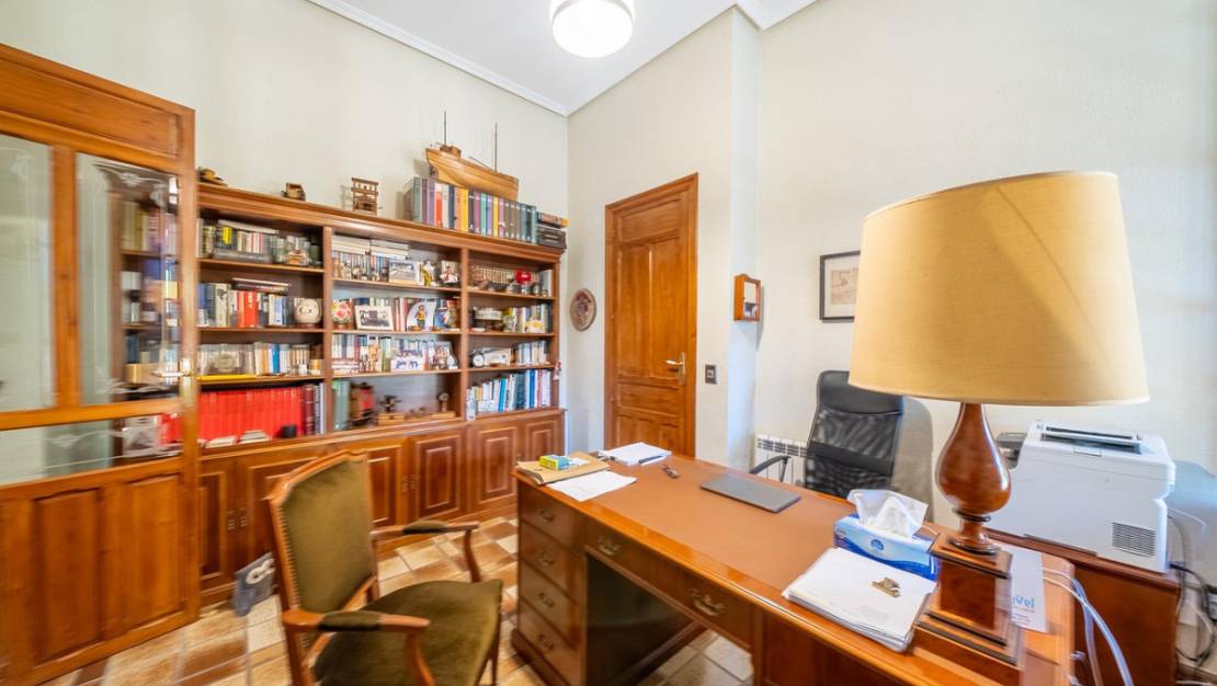 Venta - Chalet - Mutxamel - Mutxamel Centro