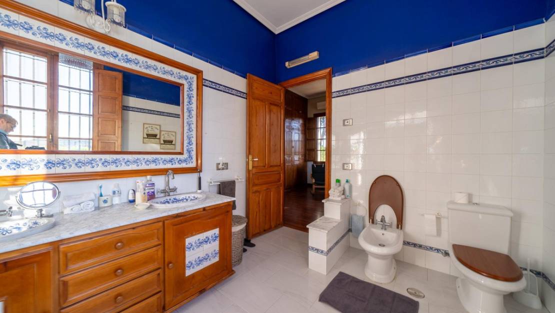 Venta - Chalet - Mutxamel - Mutxamel Centro