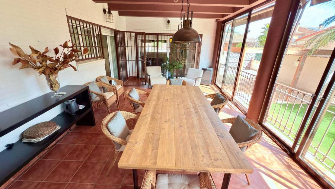 Venta - Chalet - Mutxamel - Mutxamel Centro