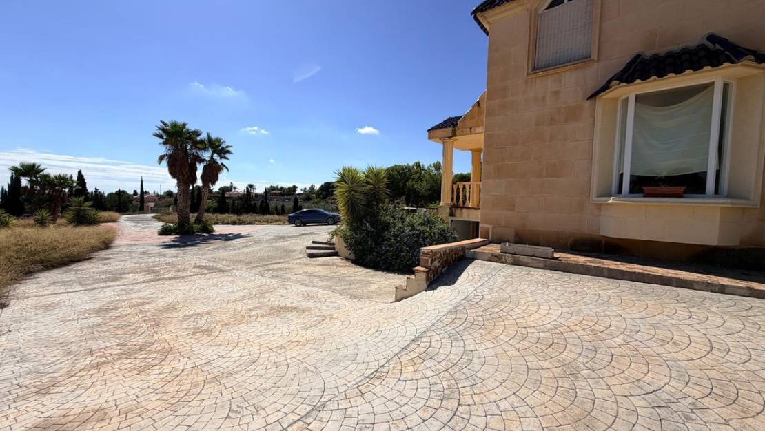 Venta - Chalet - Mutxamel - Mutxamel Centro