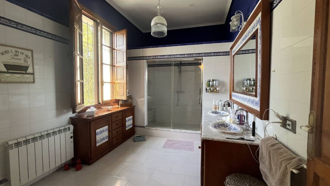 Venta - Chalet - Mutxamel - Mutxamel Centro