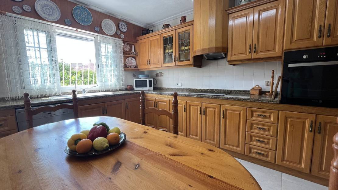 Venta - Chalet - Mutxamel - Mutxamel Centro