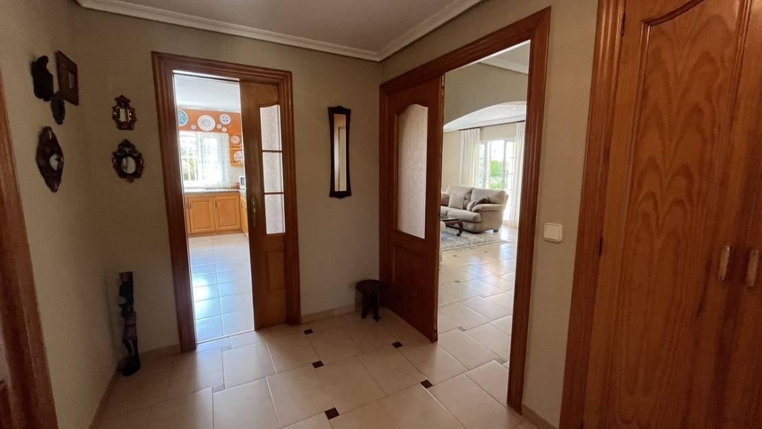 Venta - Chalet - Mutxamel - Mutxamel Centro