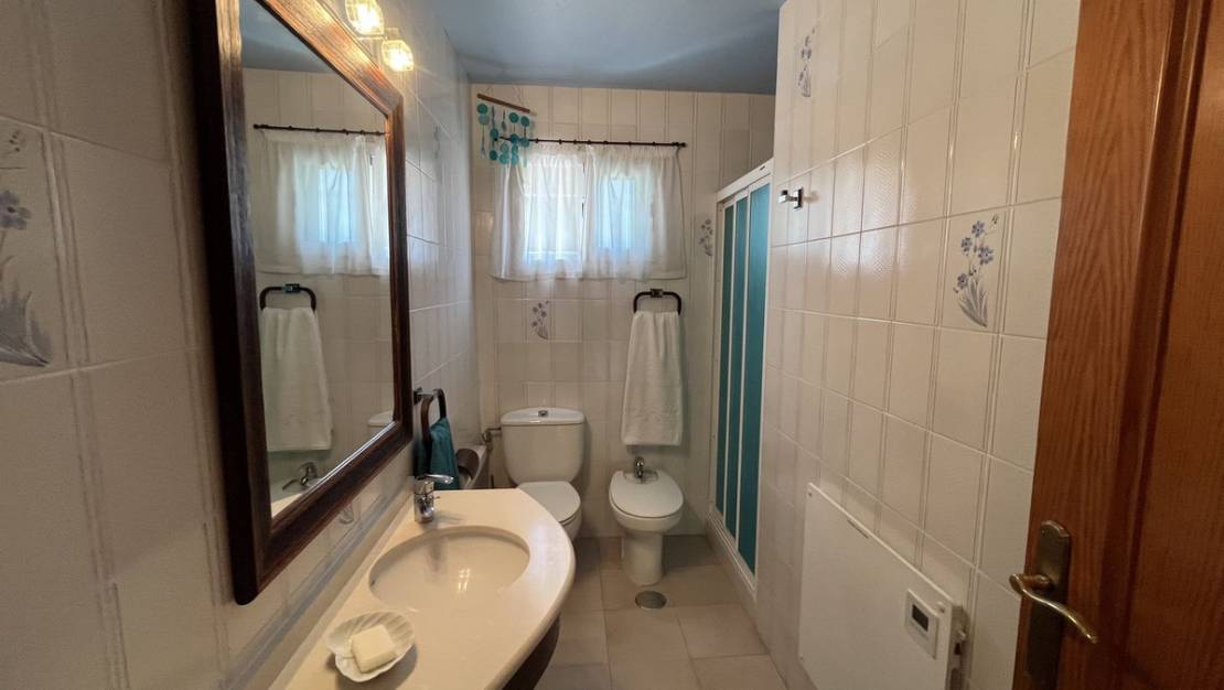 Venta - Chalet - Mutxamel - Mutxamel Centro