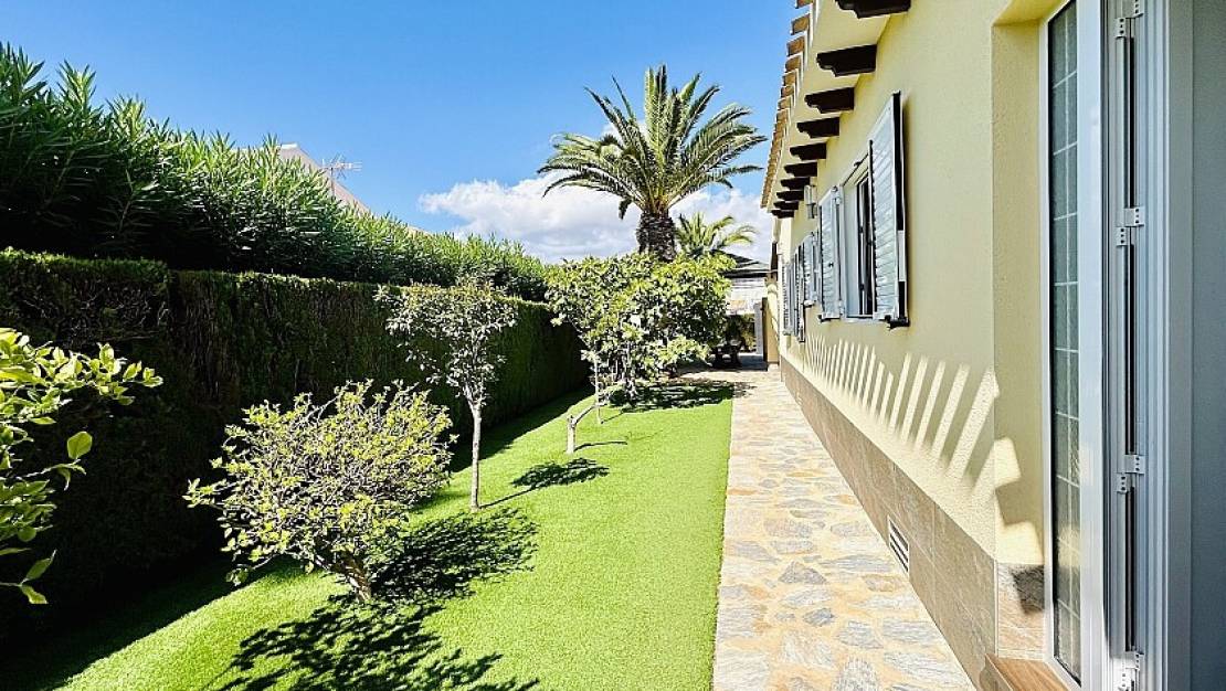 Venta - Chalet - Orihuela - Cabo Roig