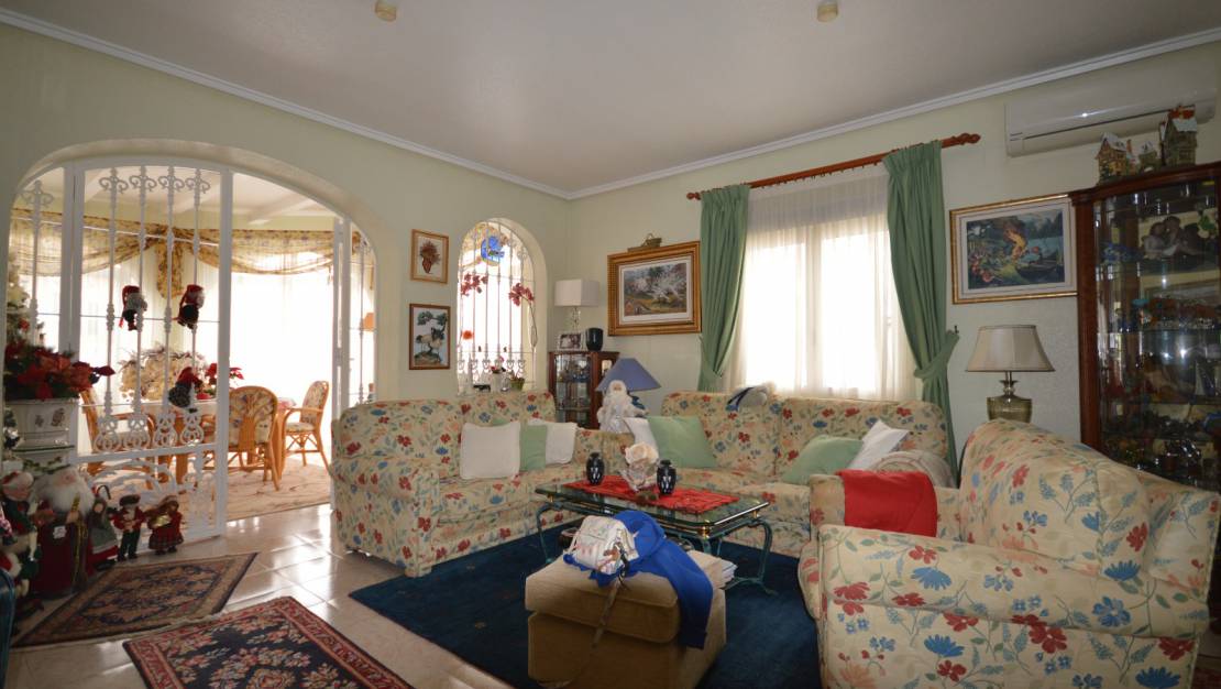 Venta - Chalet - Orihuela Costa