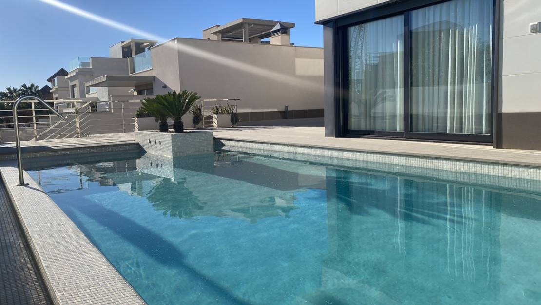 Venta - Chalet - Orihuela - Dehesa de Campoamor