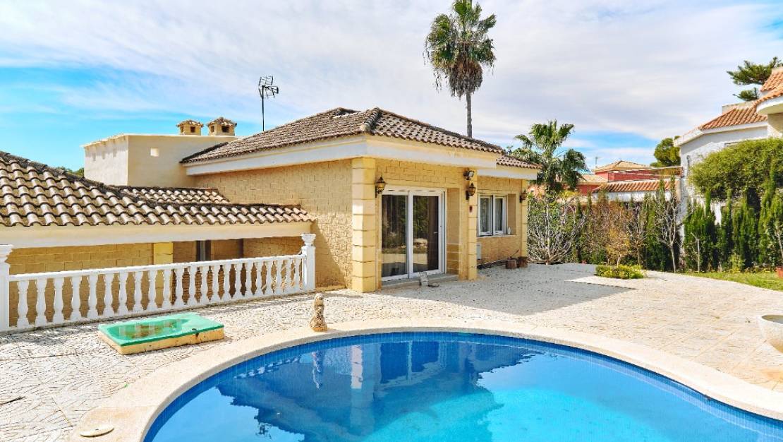 Venta - Chalet - Orihuela - Dehesa de Campoamor