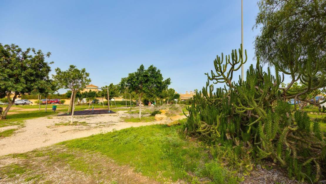 Venta - Chalet - Orihuela - La Florida