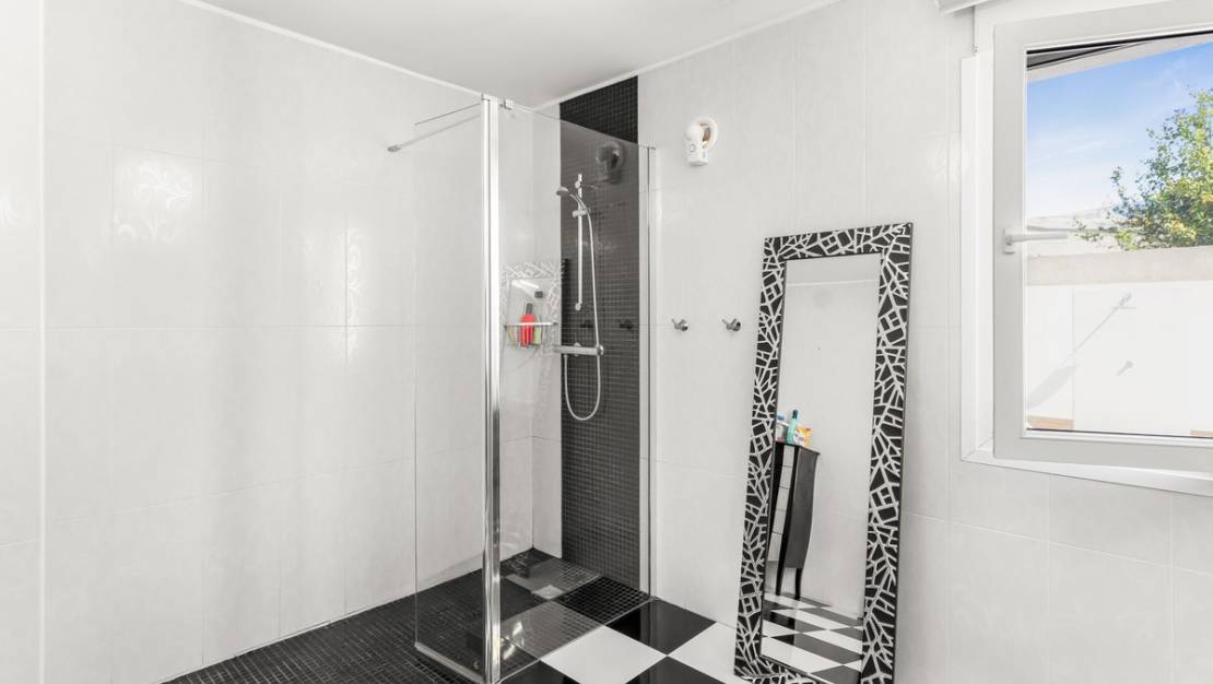 Venta - Chalet - Orihuela - La Florida