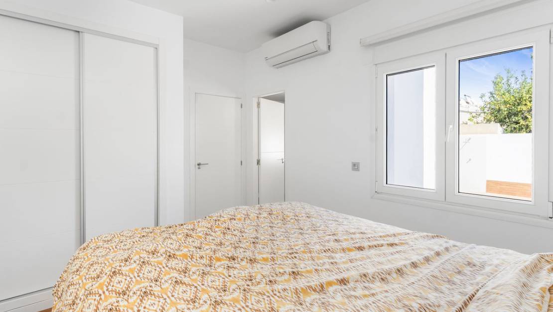 Venta - Chalet - Orihuela - La Florida