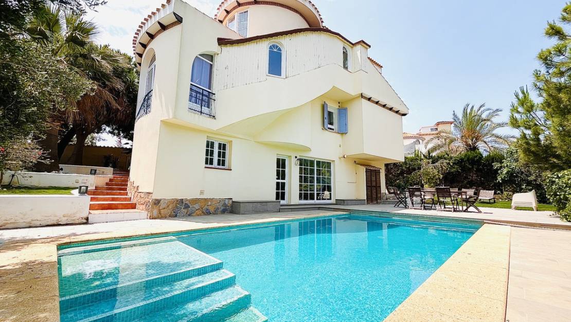 Venta - Chalet - Orihuela - La Zenia